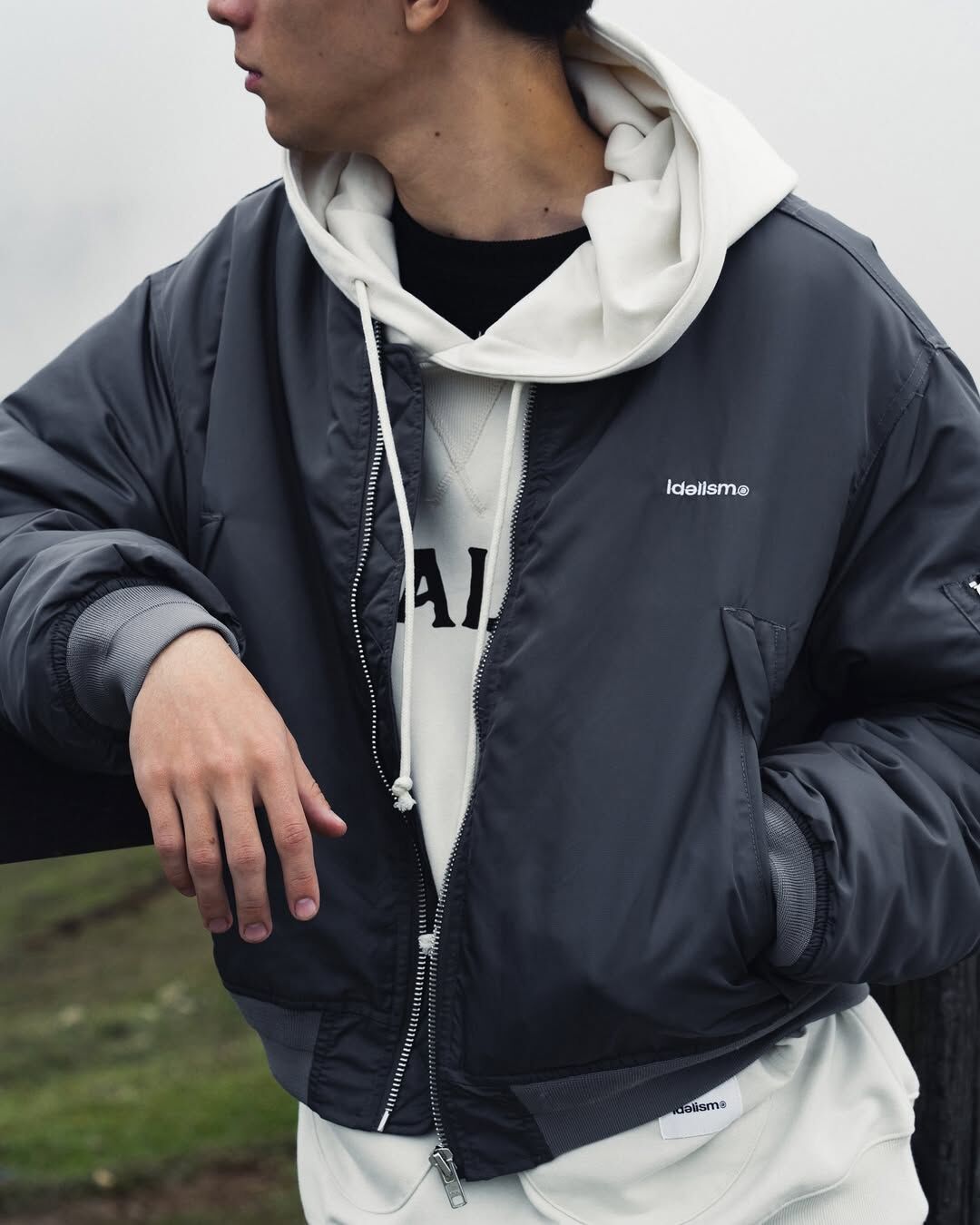 idealism｜ID25077 - Boxy MA1 (Black/Gray)