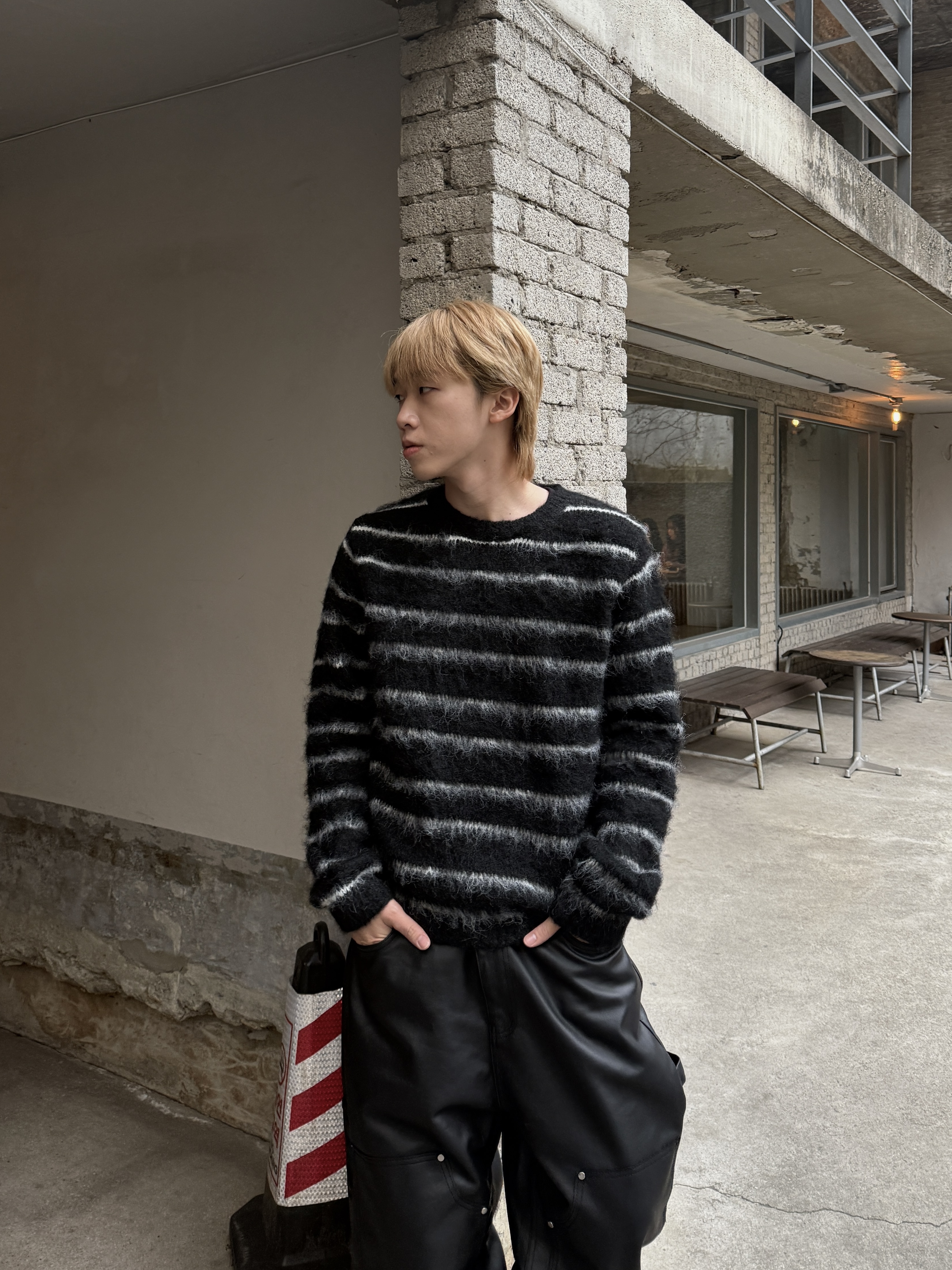 細條紋 霧絨針織寬鬆毛衣（現貨）