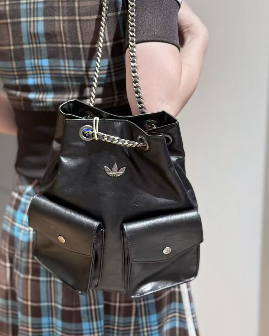 【預購】ADIDAS ORIGINALS 8L 後背包 黑色 KW4750