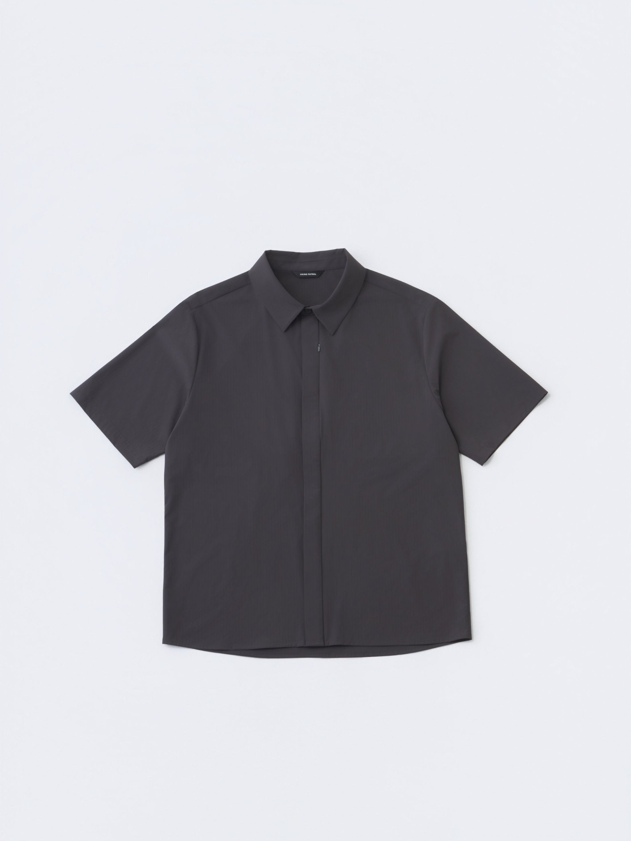 HIKING PATROL | ALIGN BUTTON UP SS SHIRT "CHARCOAL BLACK"