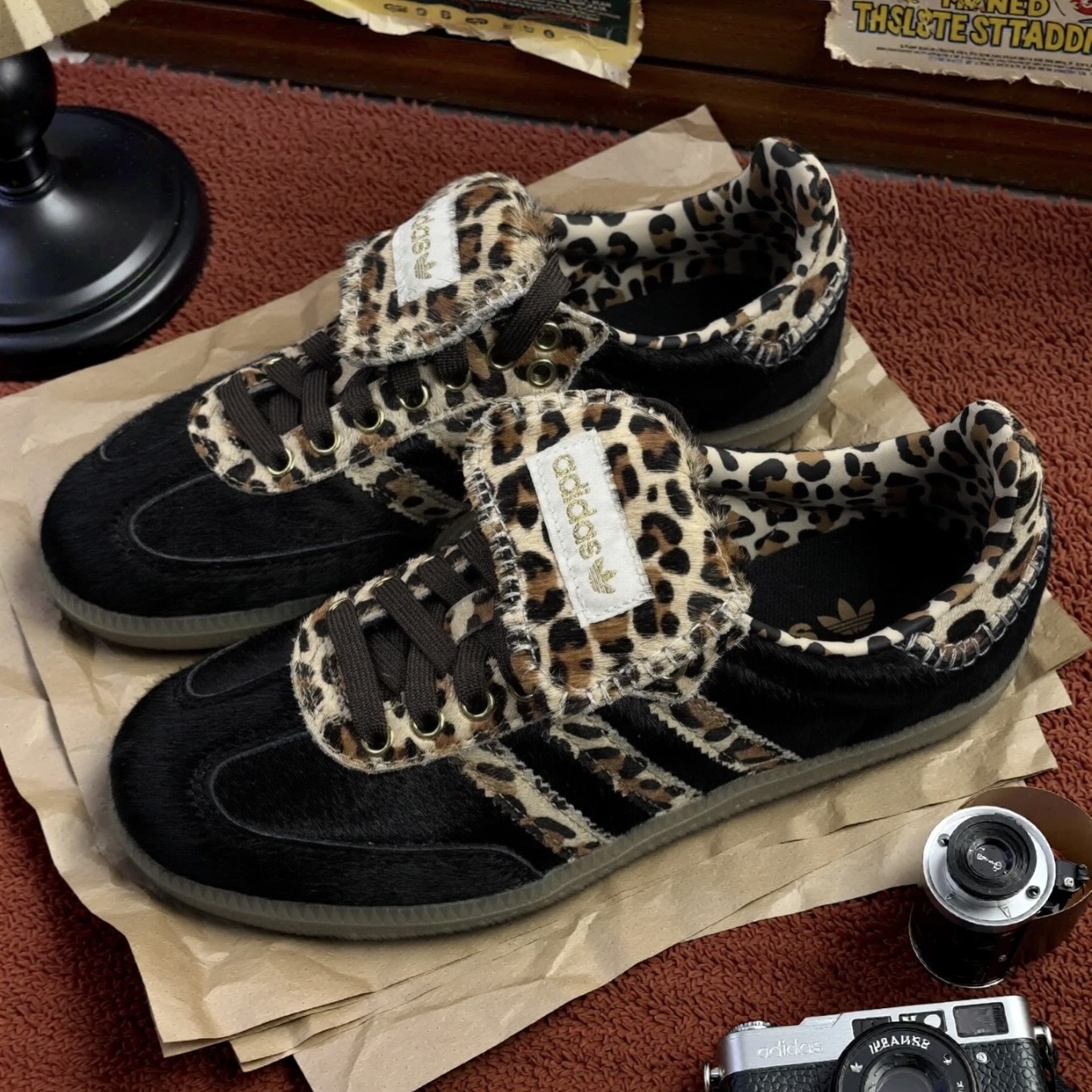 ADIDAS ORIGINALS SAMBA LT 黑豹紋 仿馬毛 翻蓋鞋舌 休閒鞋 KJ6590