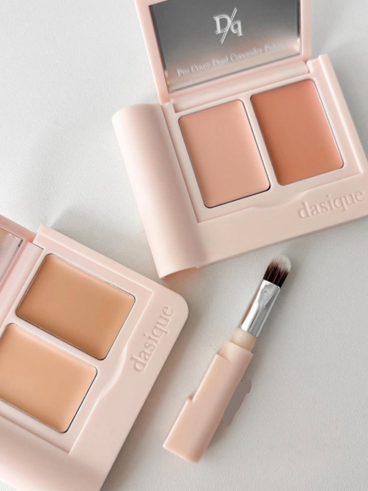 𝑫𝒂𝒔𝒊𝒒𝒖𝒆 雙色遮瑕盤