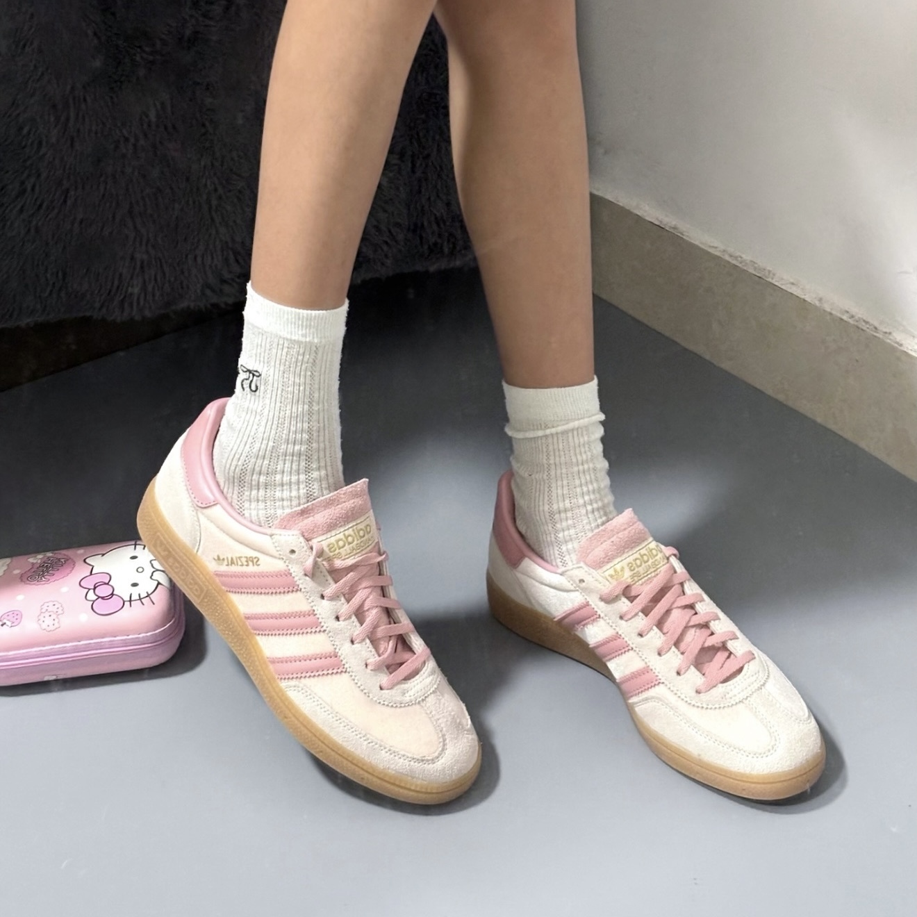 ADIDAS ORIGINALS SPEZIAL HANDBALL W 櫻花粉 植絨 休閒鞋女鞋  JR3645