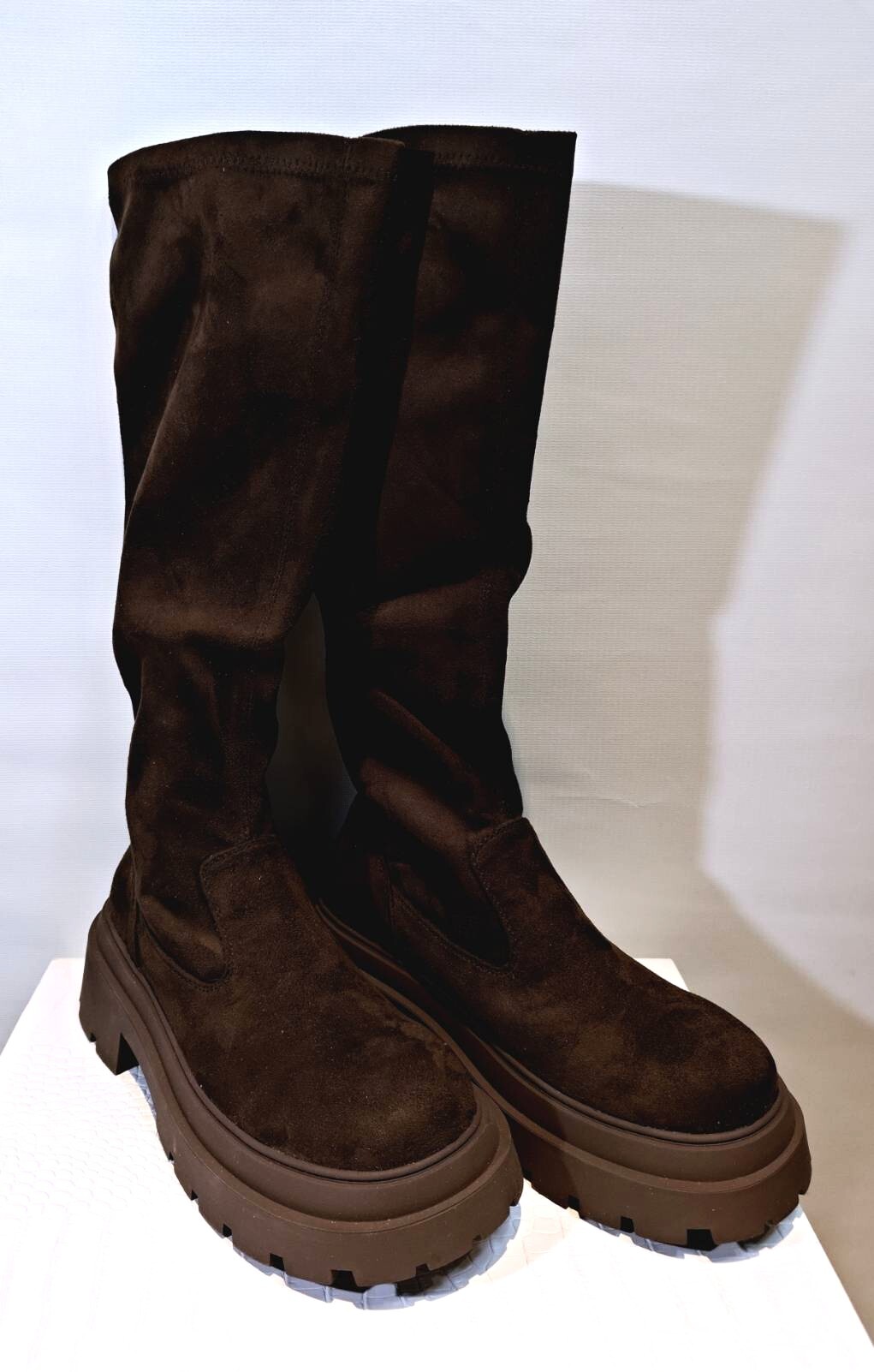 英倫率性麂皮絨厚底長筒靴 37碼 (S52)