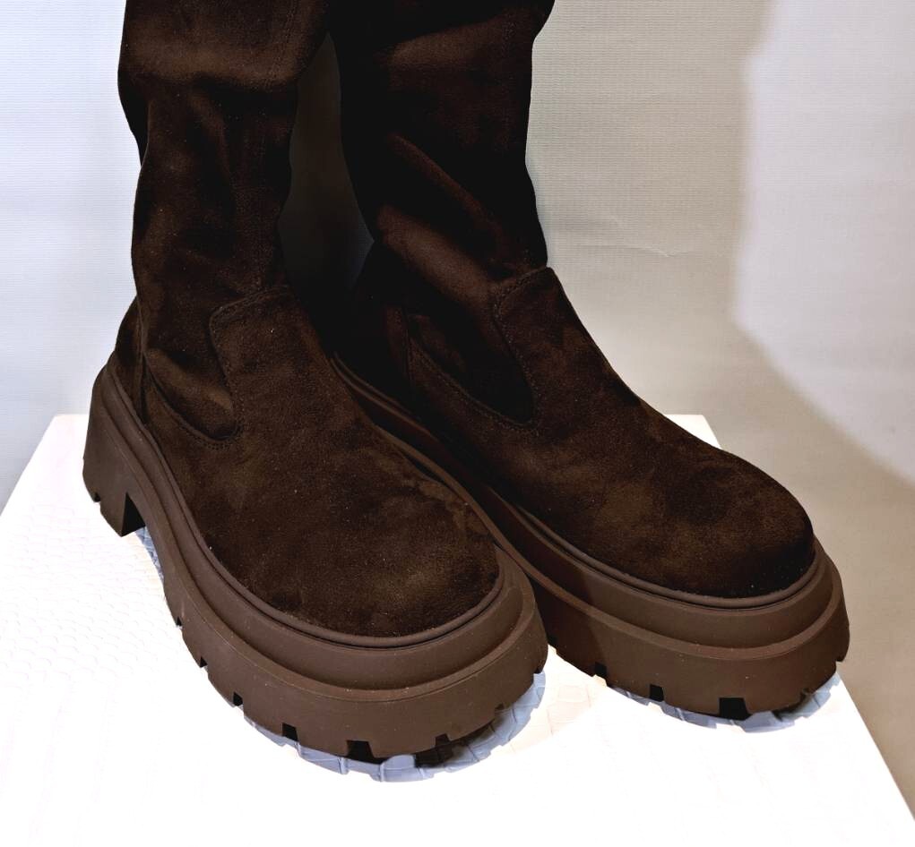 英倫率性麂皮絨厚底長筒靴 37碼 (S52)