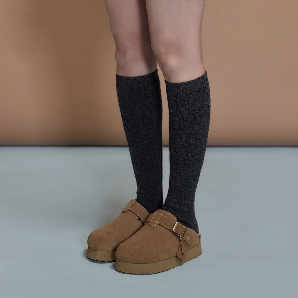 OTZ 太妃糖 卡其 勃肯鞋 小花吊飾 休閒 厚底 韓國代購 FLOTFA3W46