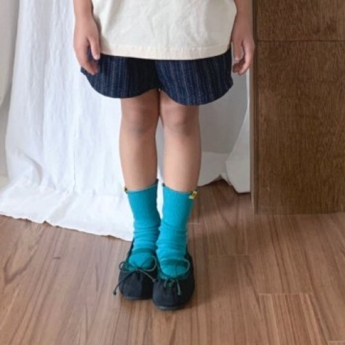 Gou 品牌中筒襪 3色