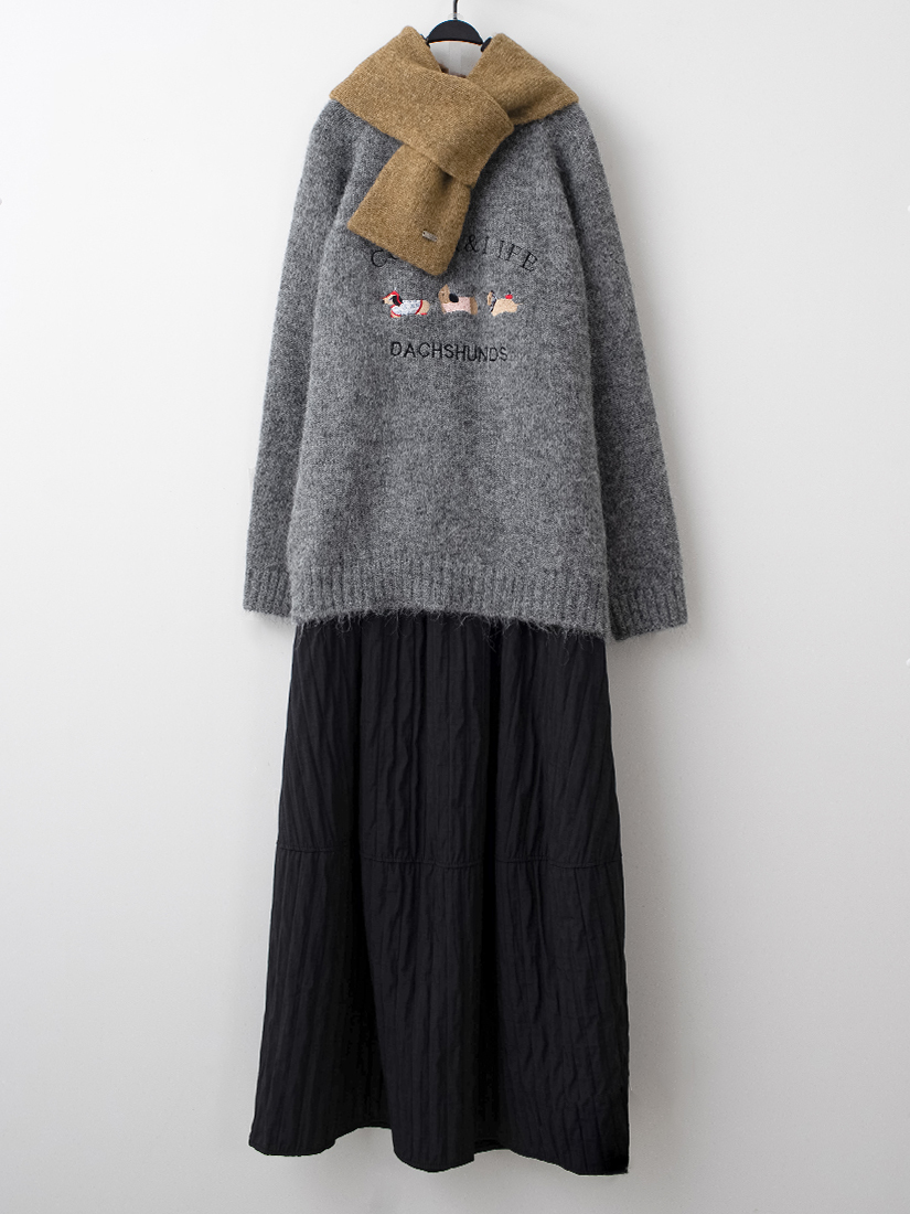 繡花鬆軟針織毛衣自然壓縐花苞感長裙