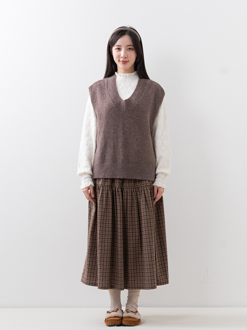 蕾絲珍珠上衣V領針織背心輕磨毛八分長裙