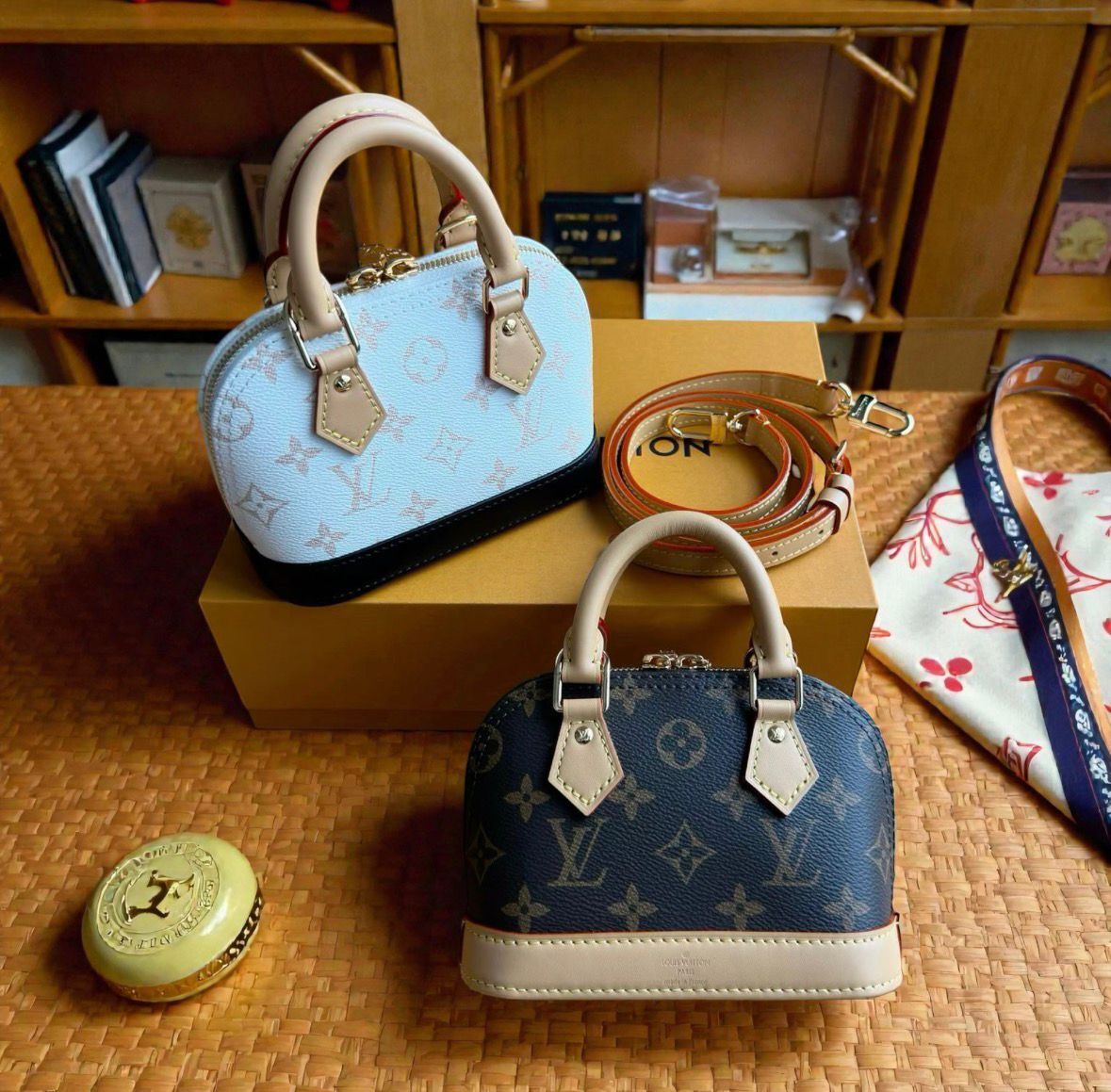 LV Alma 迷你貝殼包