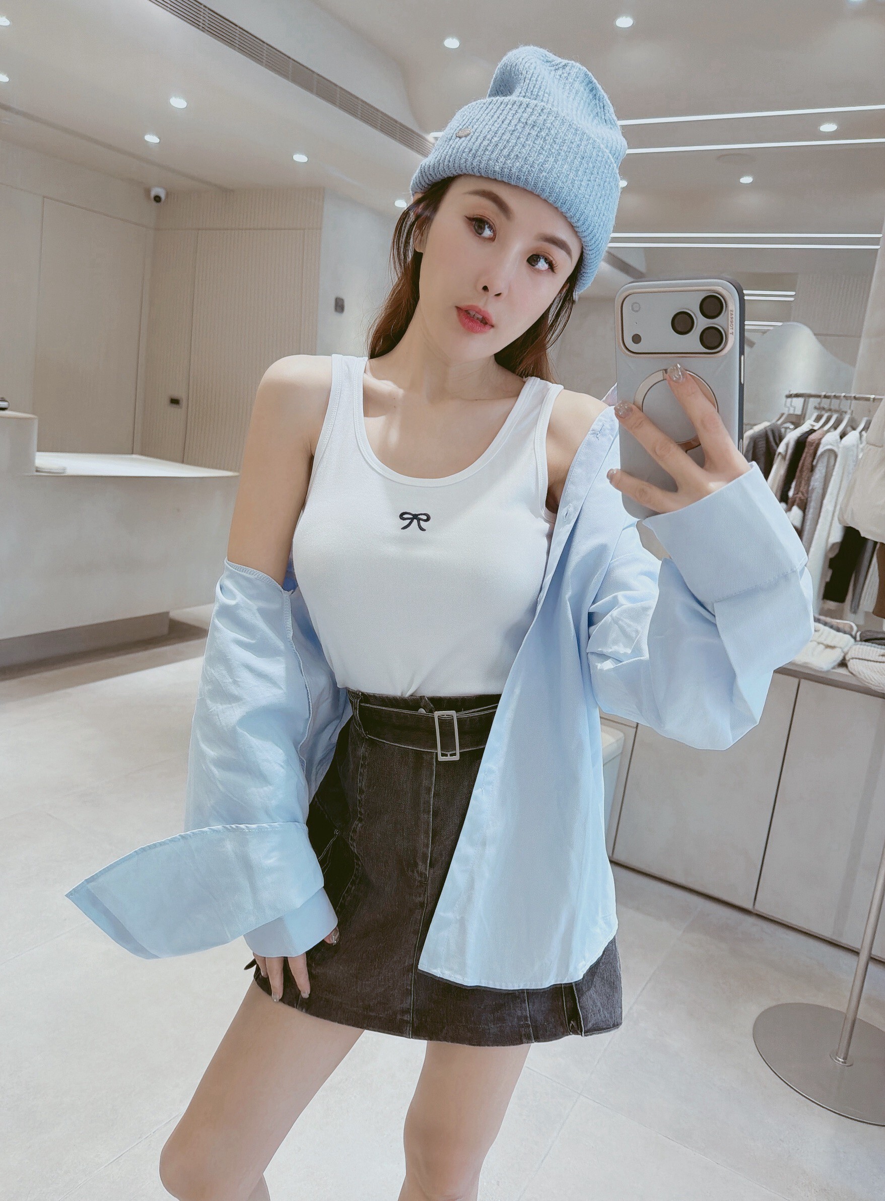 刺繡蝴蝶結字母襯衫+蝴蝶結背心