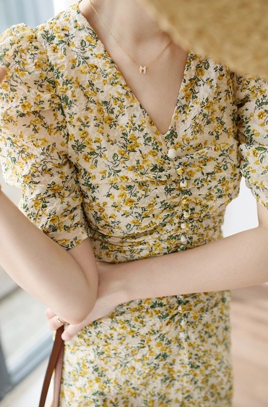 排釦碎花雪紡洋裝 兩色