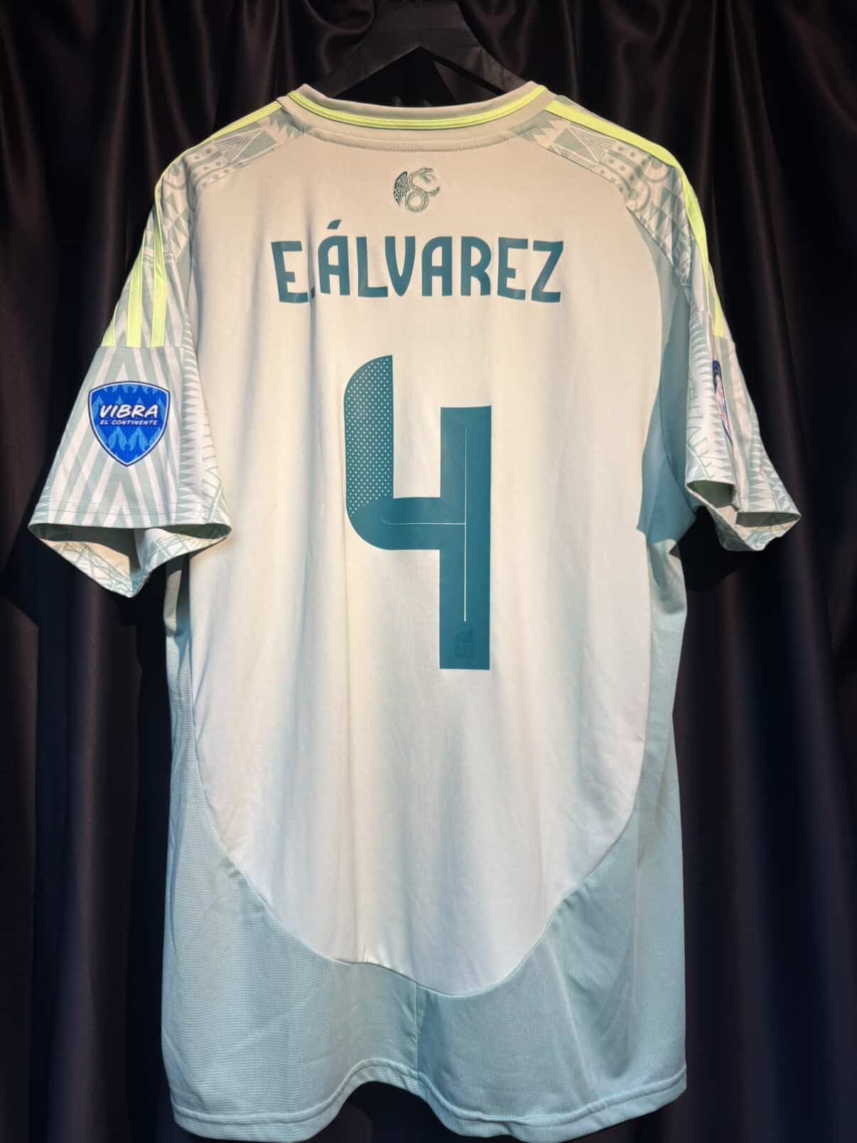 24/25 墨西哥 作客 #4 E.ALVAREZ  (USED 9/10)