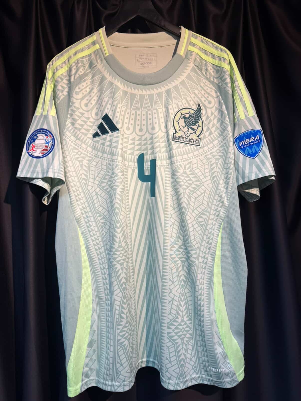 24/25 墨西哥 作客 #4 E.ALVAREZ  (USED 9/10)