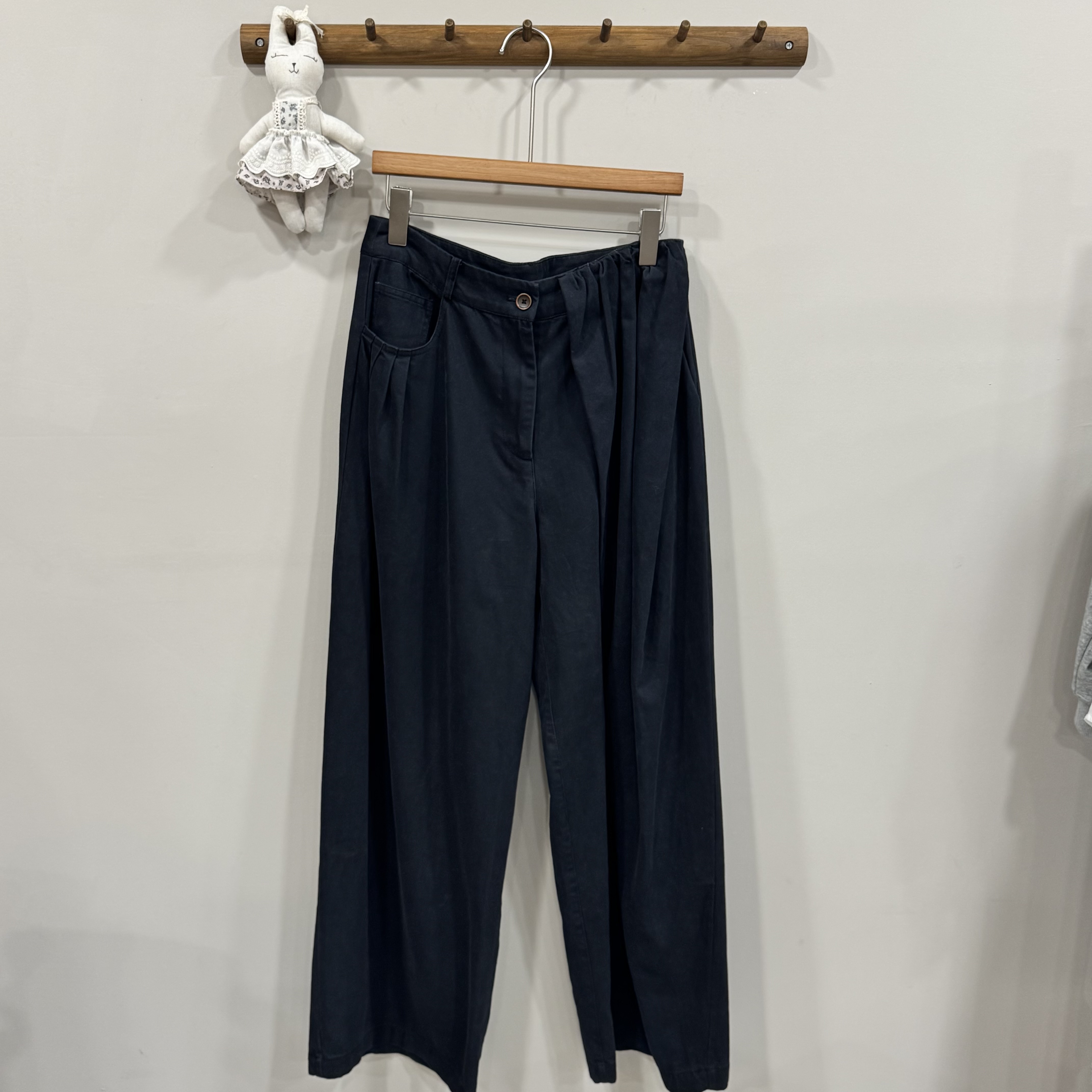 W00127褲頭造型設計寬褲