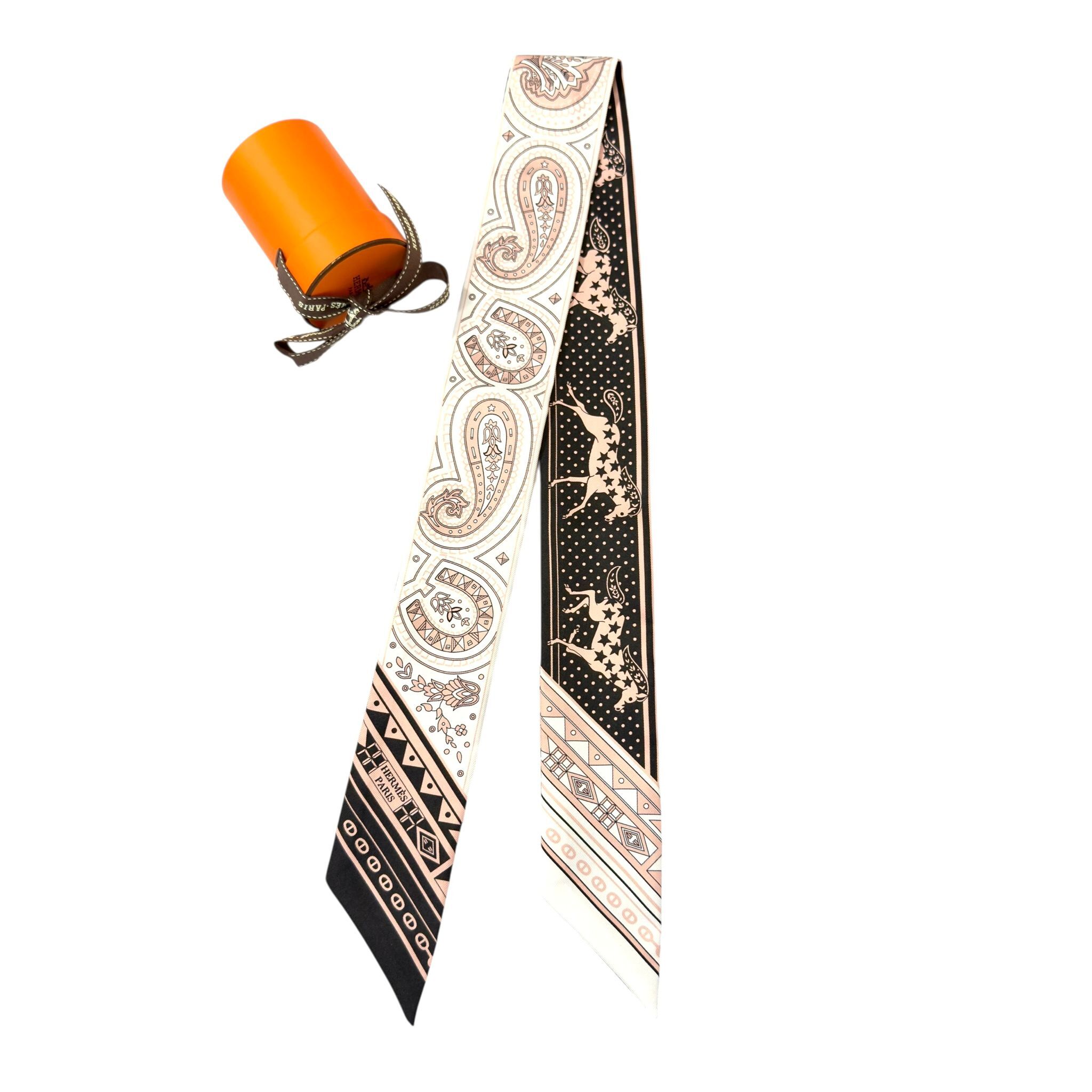 全新HERMES TWILLY CHEVAL DE COEUR BANDANA 黑/粉/白 H064259S #BRAND NEW #香榭站正品