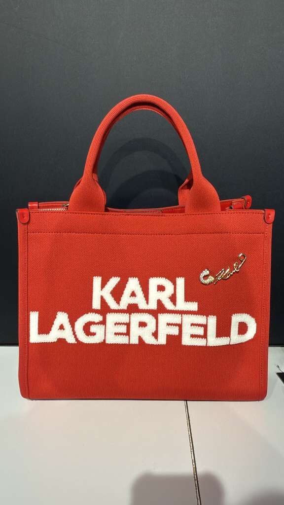 VM001 Karl lagerfiled 紅色文字logo配小襟章tote bag 33X27CM