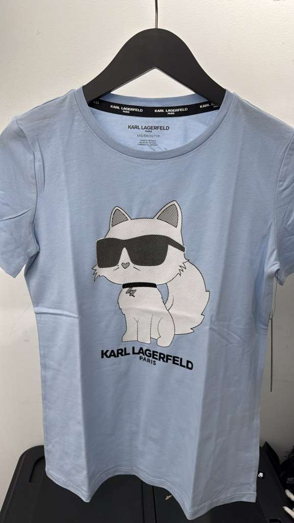 VM023 Karl lagerfiled 粉藍色黑超老佛貓短袖圓領TEE