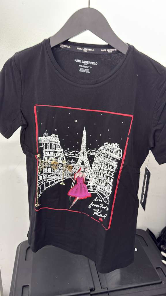 VM042 Karl lagerfeld 黑色巴黎女孩短袖圓領TEE