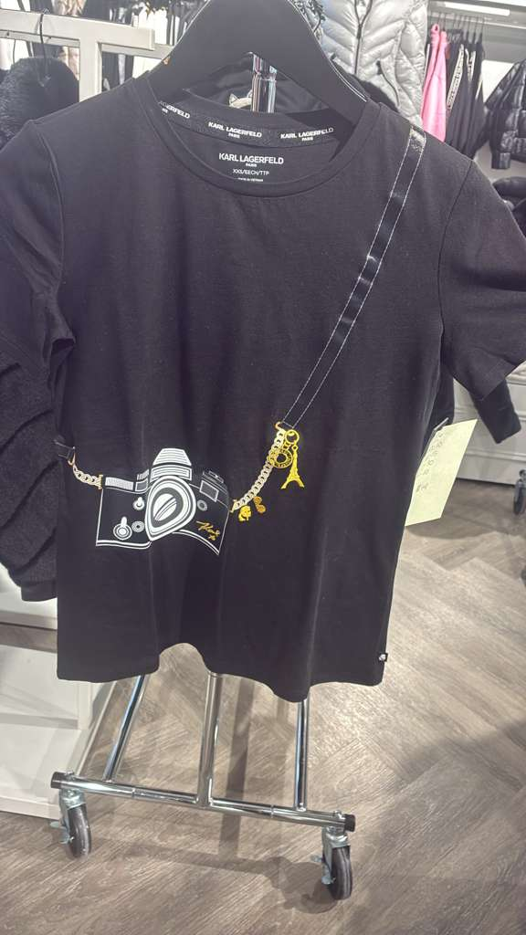 VM070 Karl lagerfeld 黑色相機圖案短袖TEE