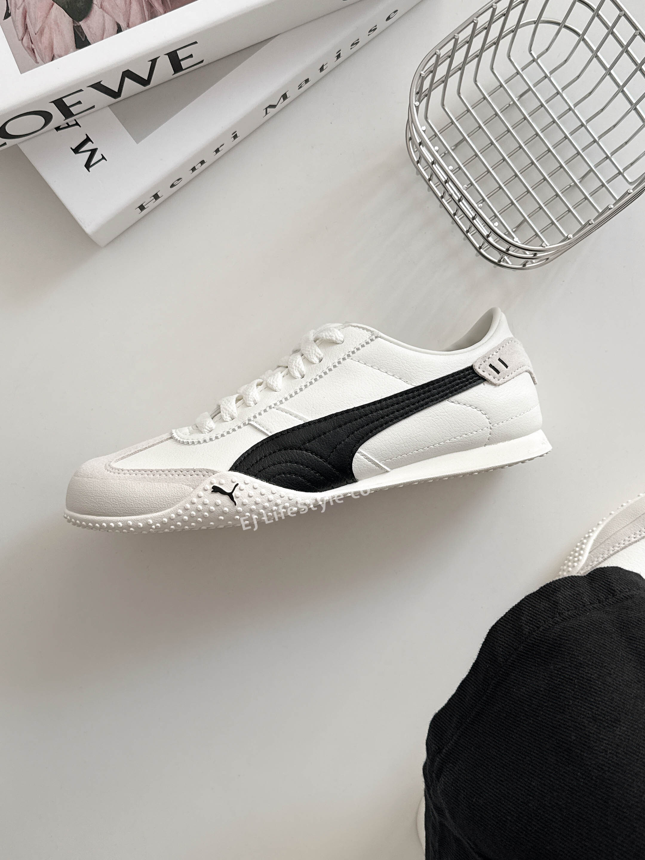 PUMA BELLA UT LEA 奶油黑 奶油白 奶油底 薄底鞋 復古 女鞋 405256-01 / 調貨