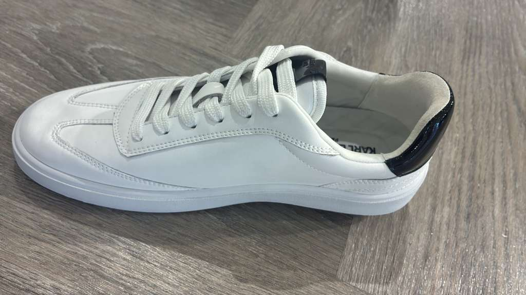 VM093 Karl lagerfeld 白色老佛爺黑亮面休閒鞋