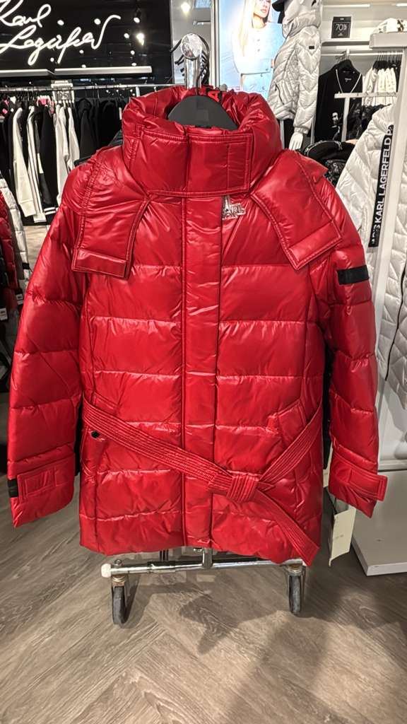 VM102 Karl lagerfeld 紅色長袖小高領束腰長外套