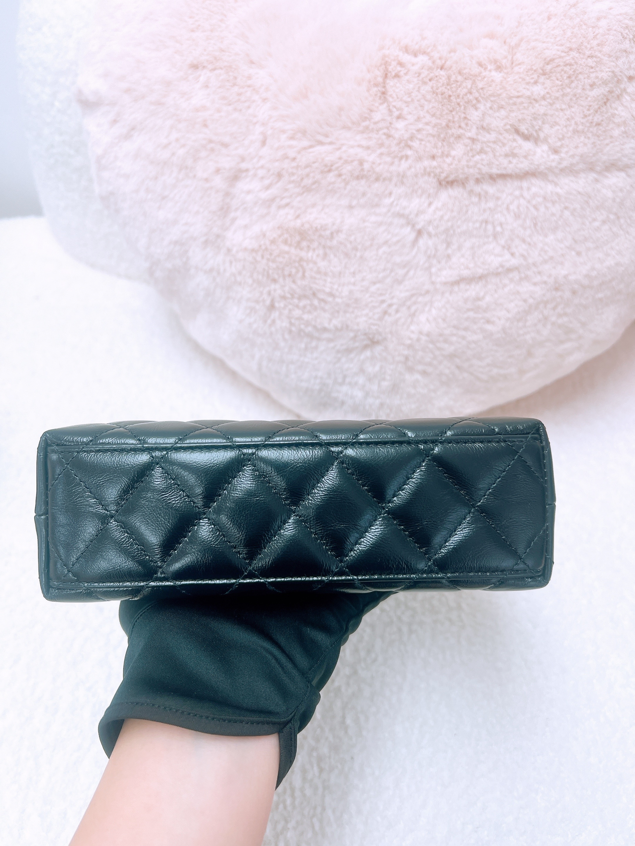 *Unused* Chanel kelly 19cm handle (black calfskin/ GHW)