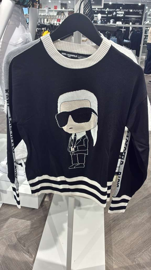 VM122 Karl lagerfeld 黑色白邊老佛爺長袖圓領上衣