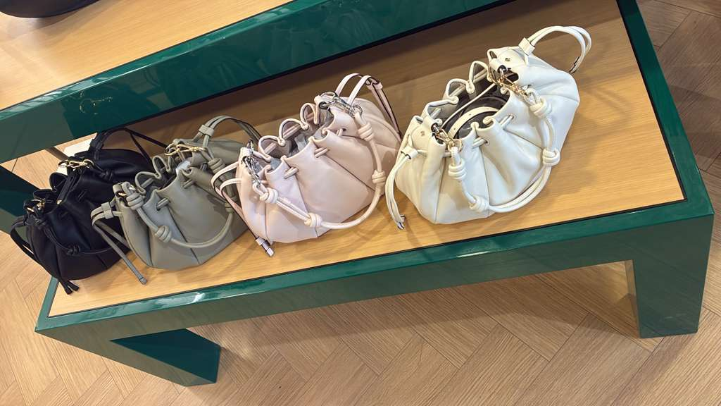 VN012 Kate spade 淨色雲朵包 28X17CM