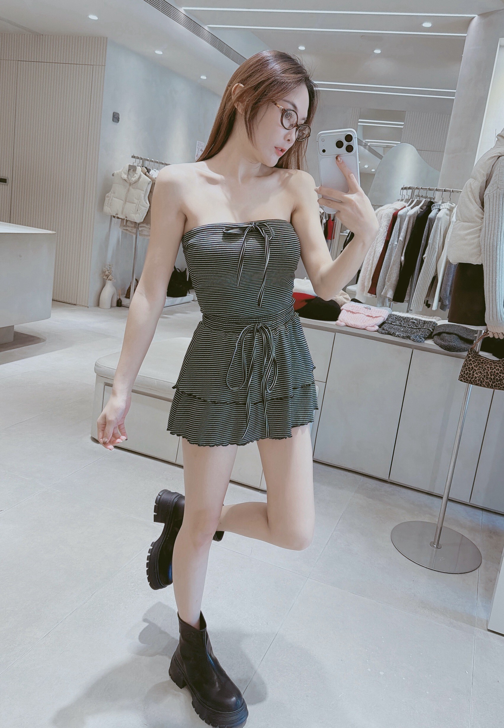 平口條紋罩杯背心+蛋糕短裙