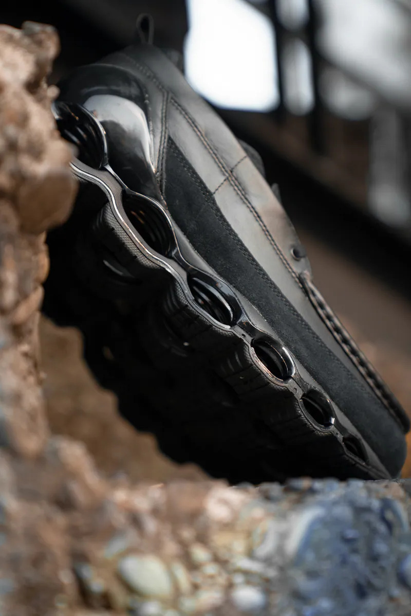 Mizuno Wave Prophecy Moc