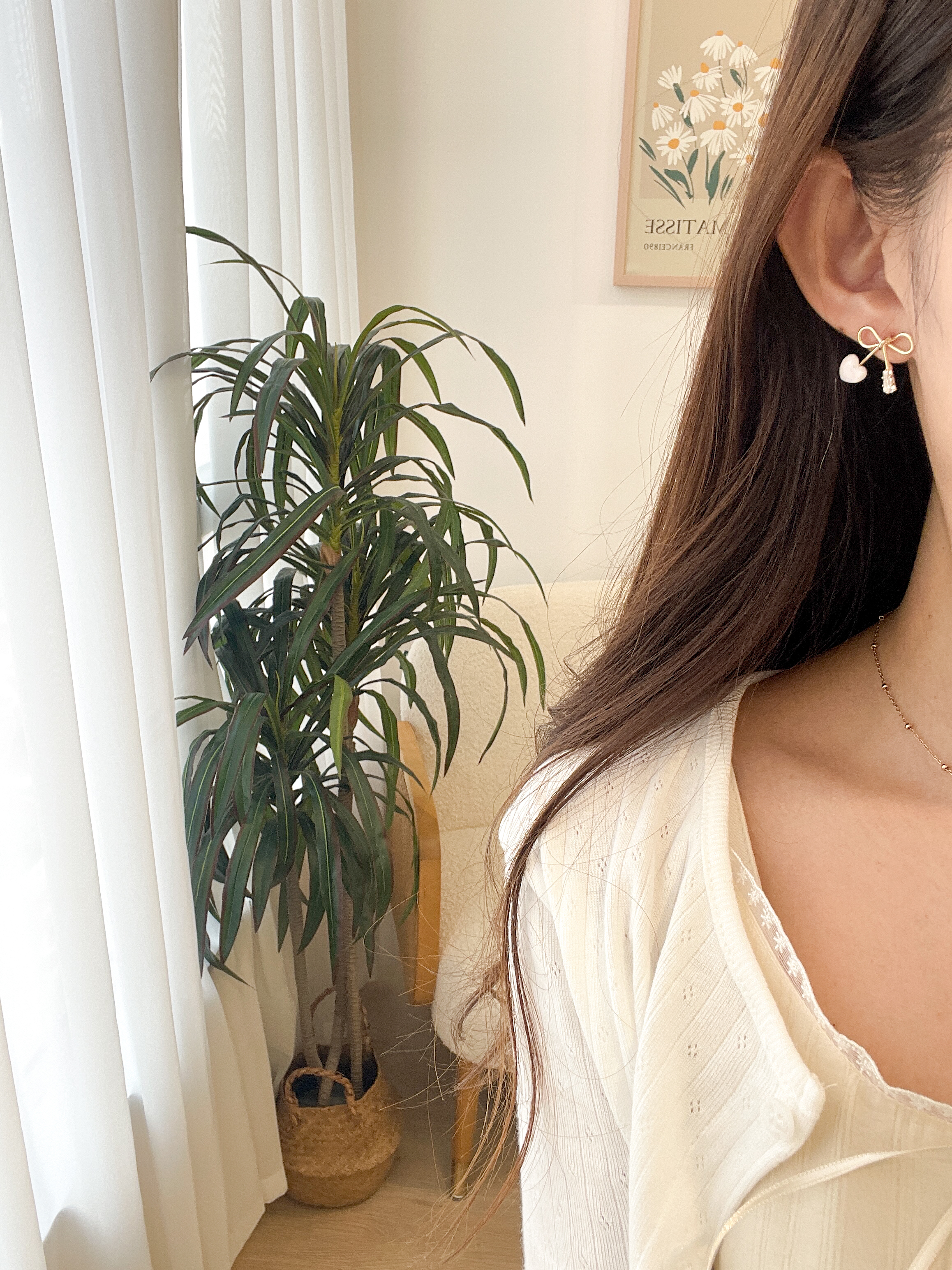 AC179 Aurora Tie Ribbon Earrings