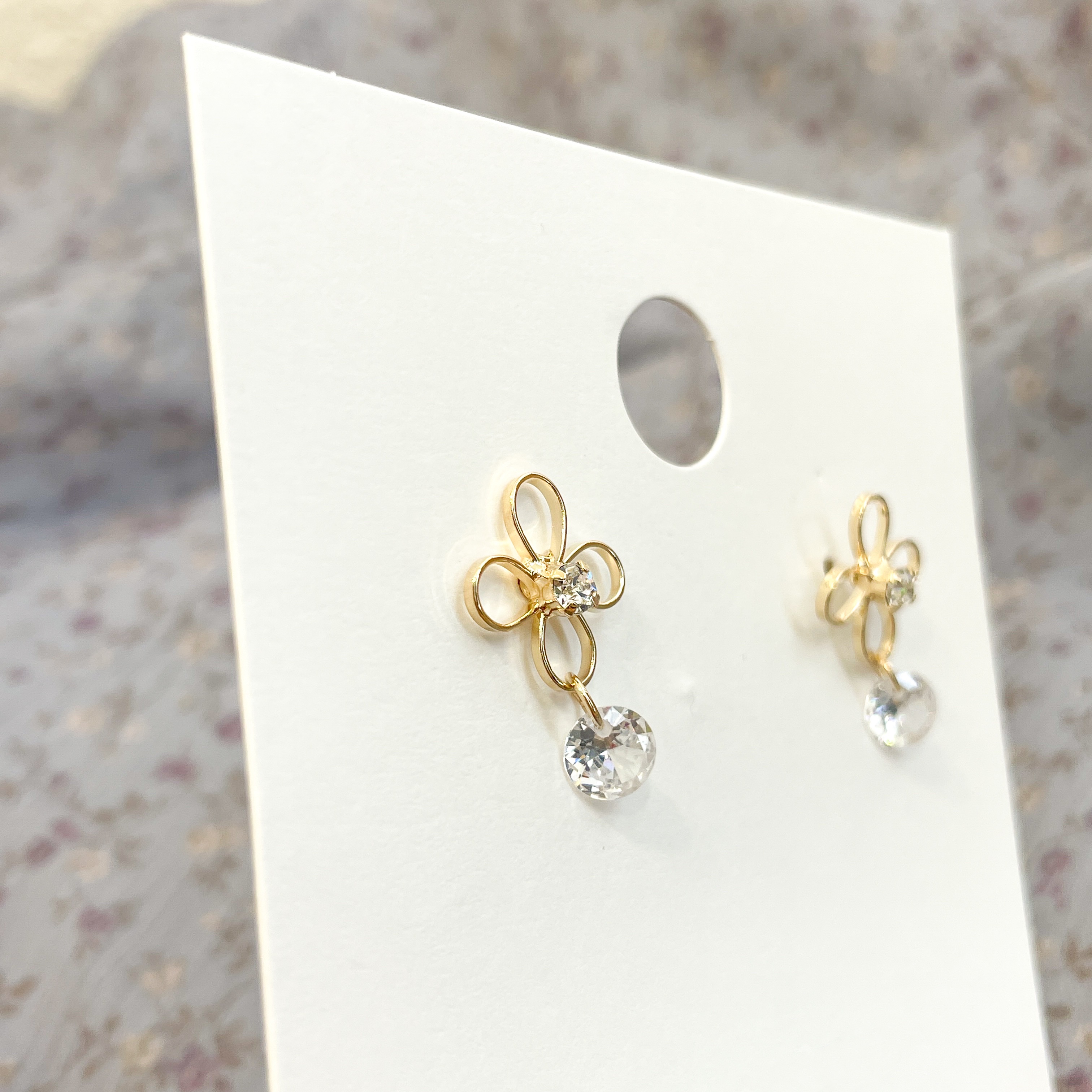 AC177 Asha Gold Flower Earrings