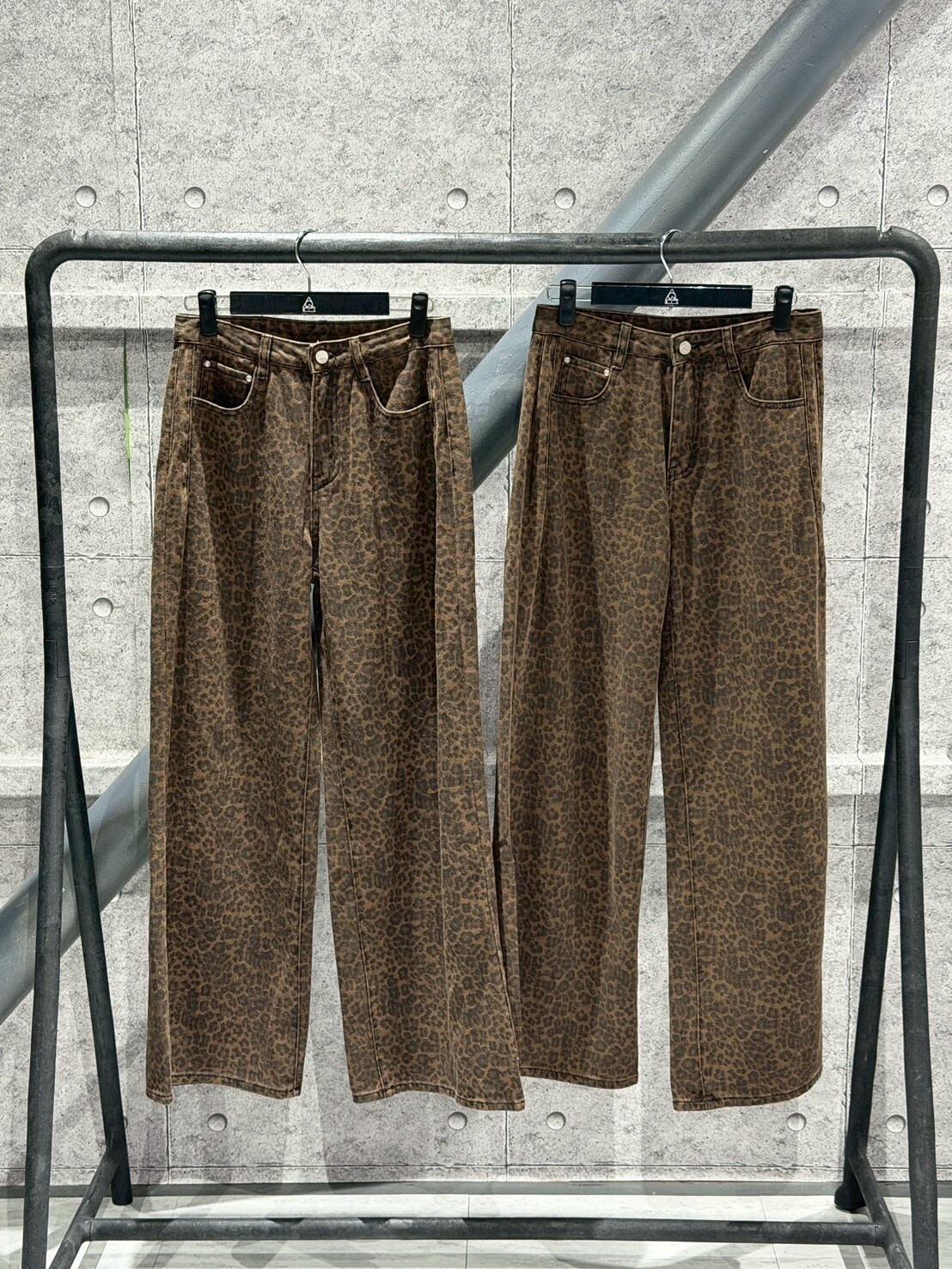 韓國 棕色豹紋褲 女款