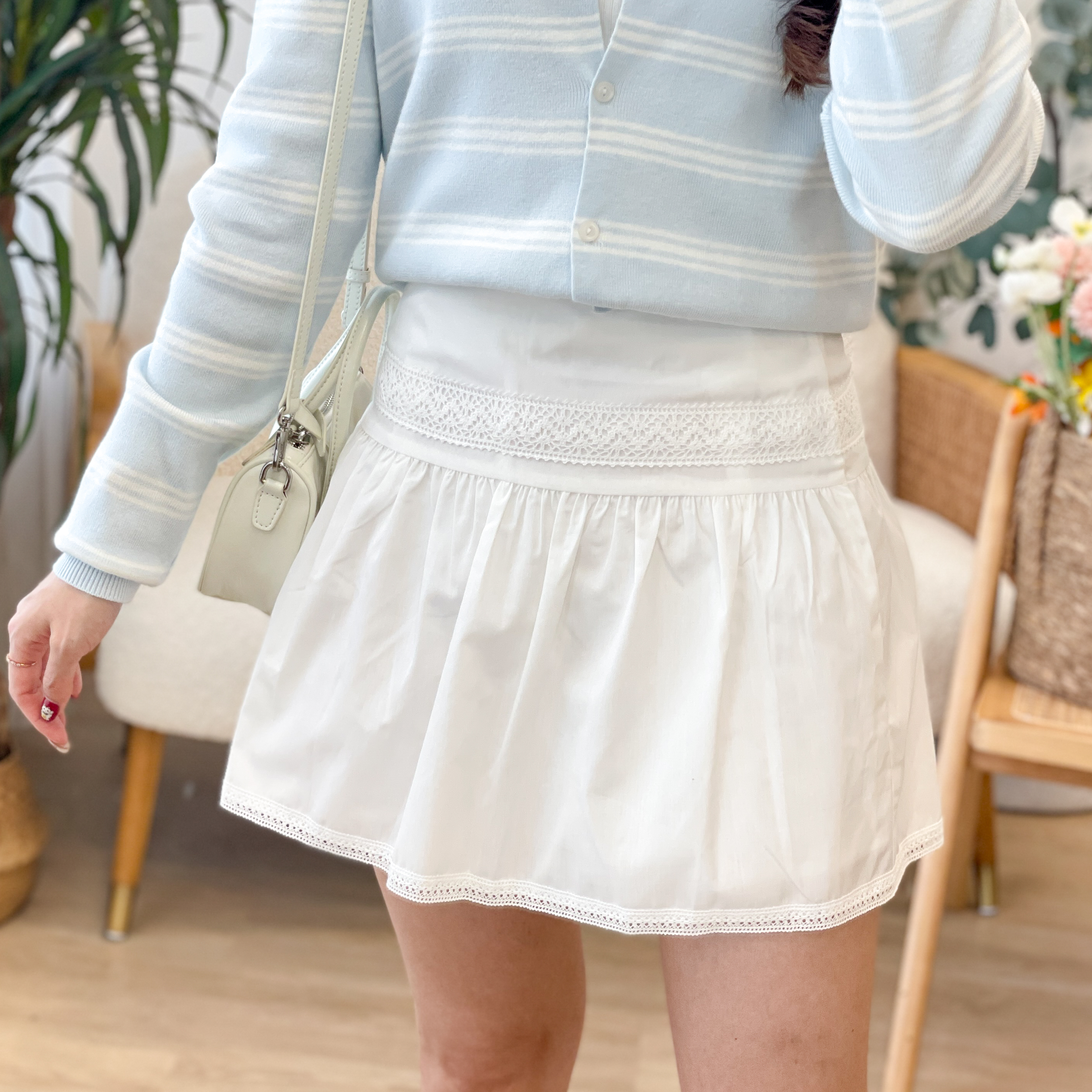 SK598 Kelly Lace Trim Mini Skirt