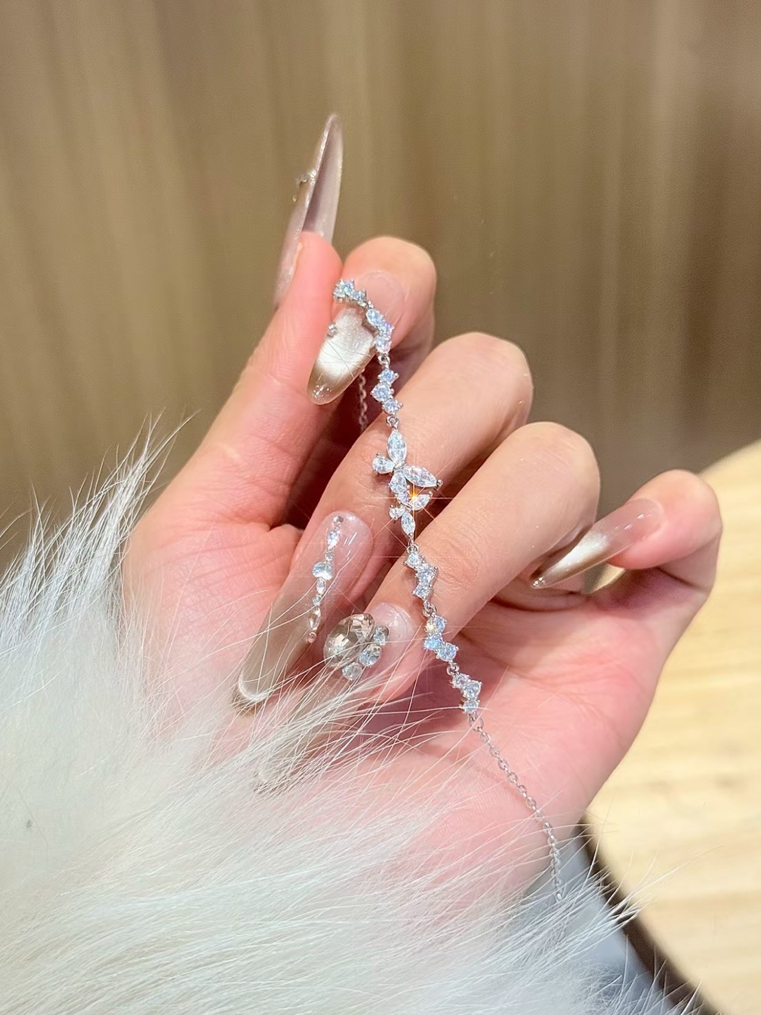 LIYI99 施華洛世奇 鑽石 蝴蝶 紫藤花