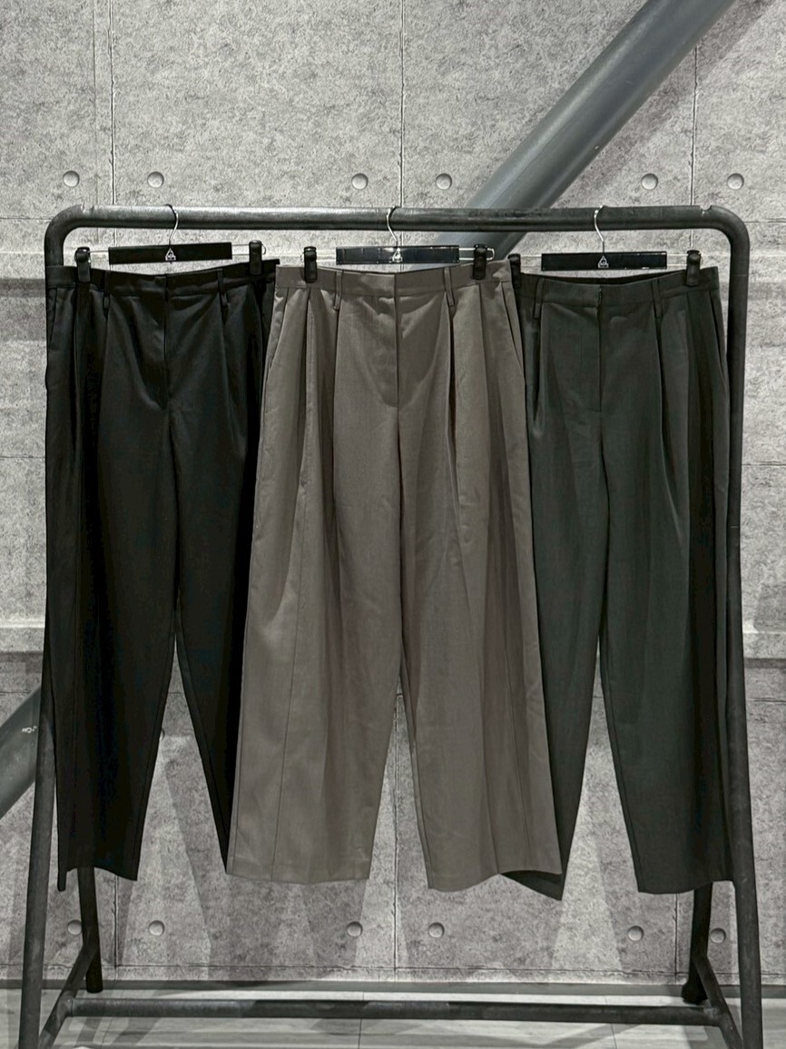 韓國 直筒打摺落地西裝褲 女款