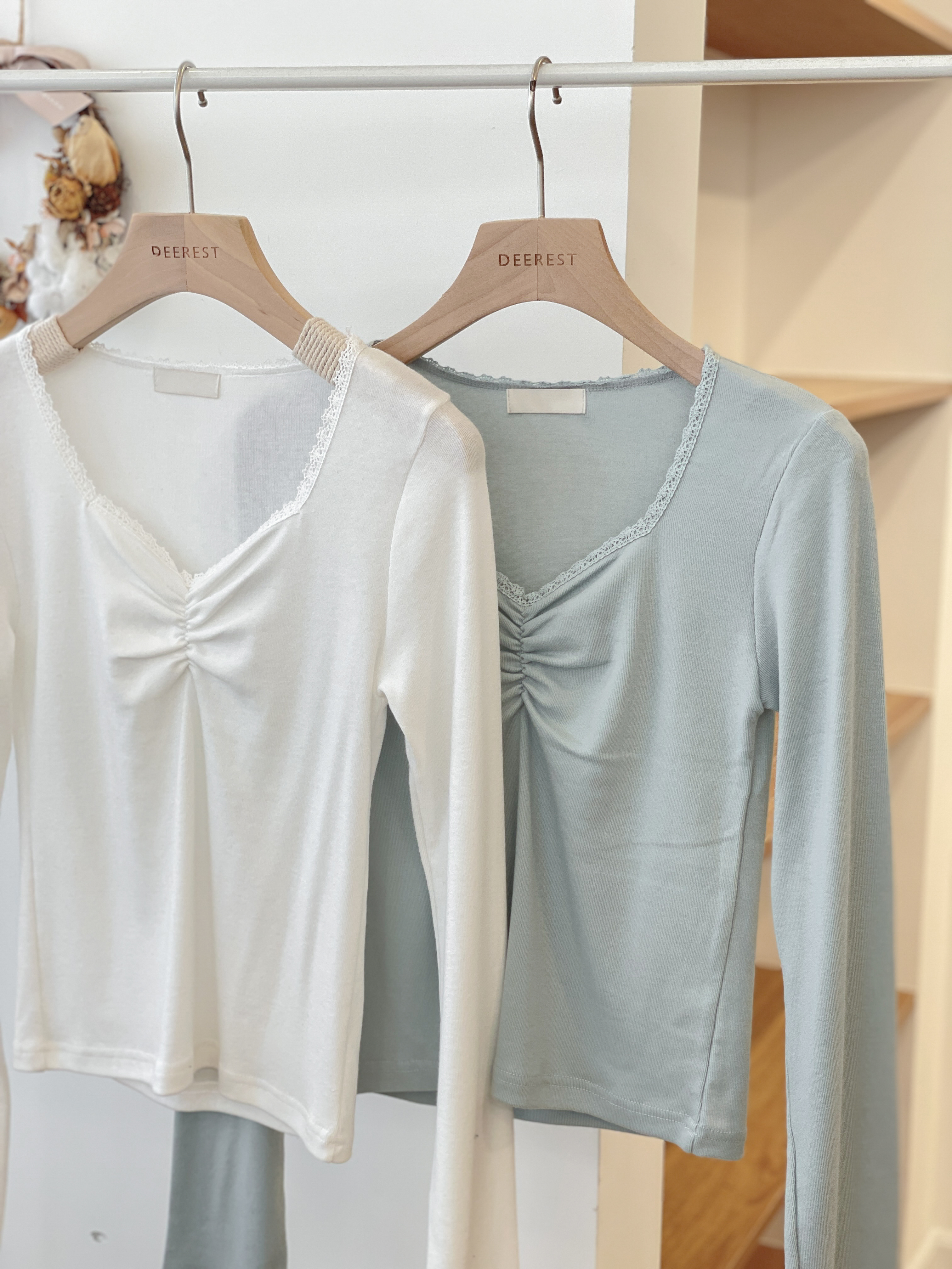 T1477 Sage Shell Trim Top