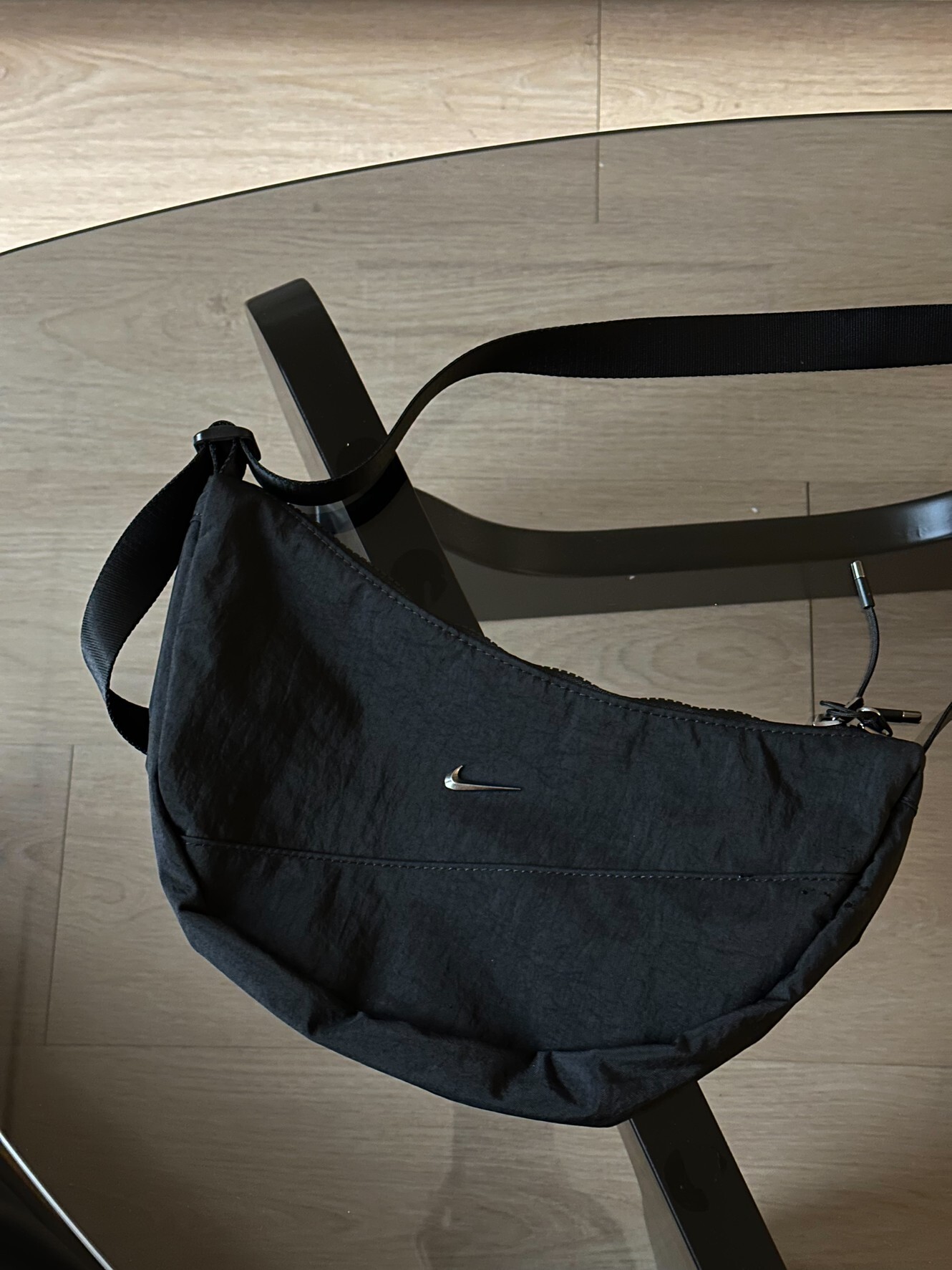 Nike Aura Crescent Crssbdy 斜背 半月包 腰包 抗撕裂尼龍布 粉 黑 紅