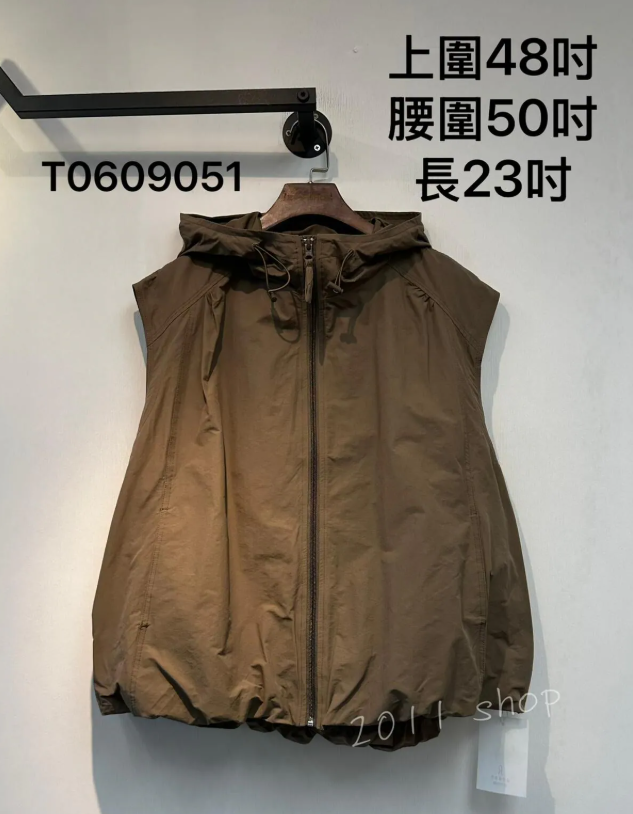 出口日本風褸料連帽背心外套  上圍48吋 腰圍50吋 長23吋  T0609051