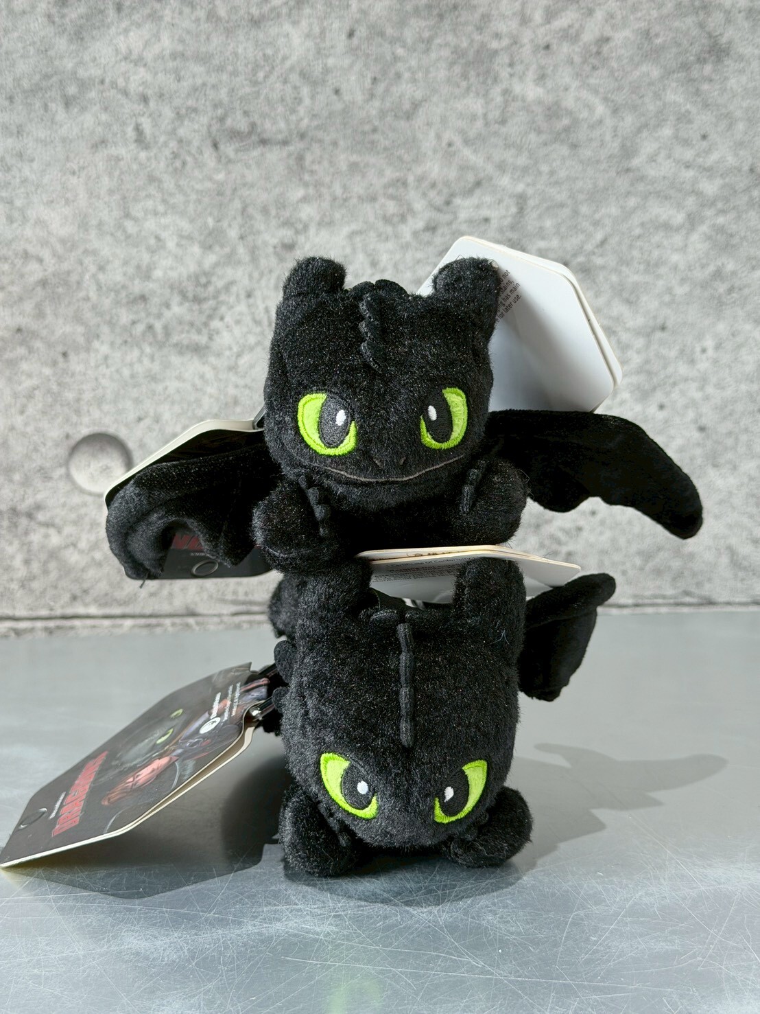 馴龍高手 環球影城 夜煞 無牙 飛翔姿勢 吊飾 毛絨公仔