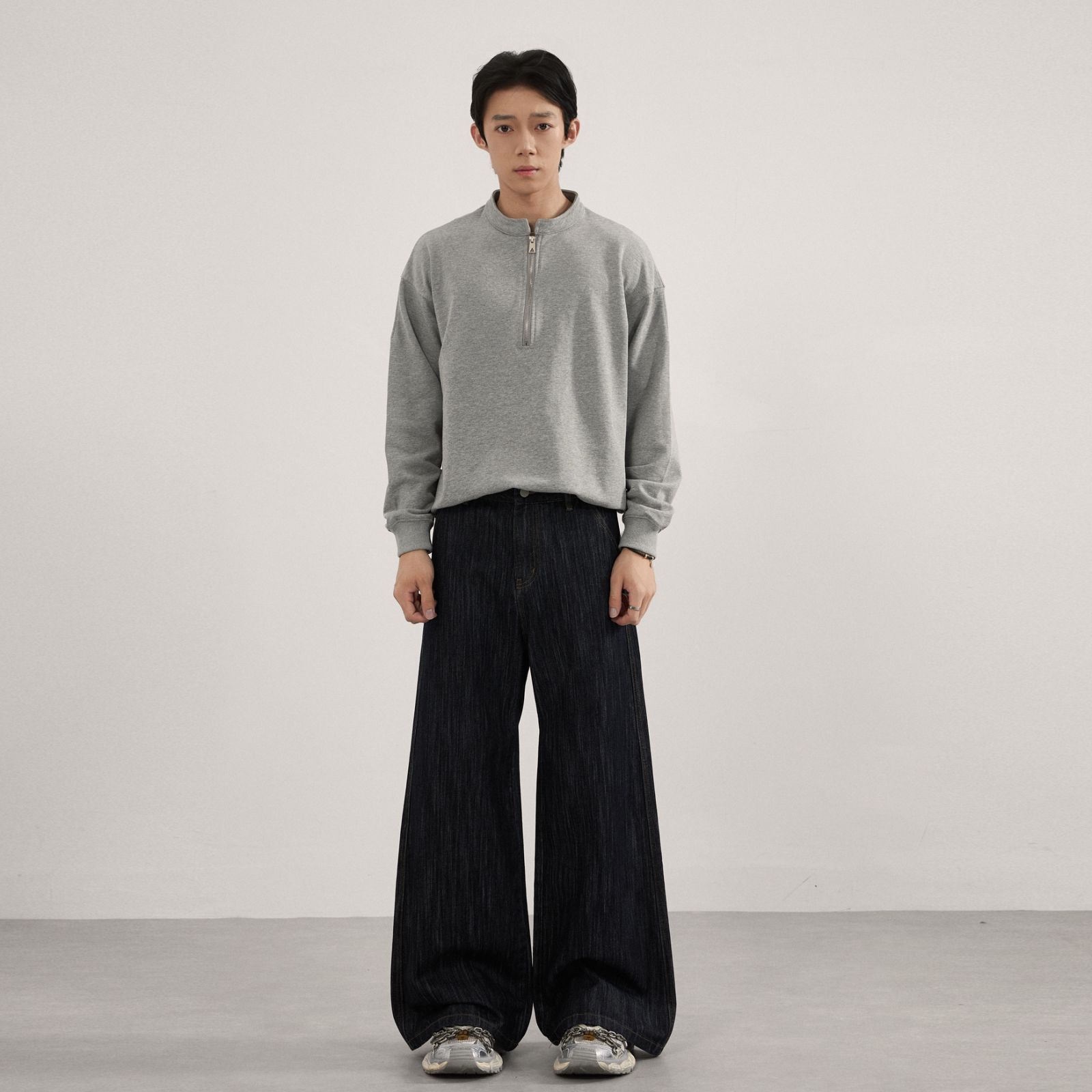 - SIMPLEACTION - 美式水洗設計款牛仔褲