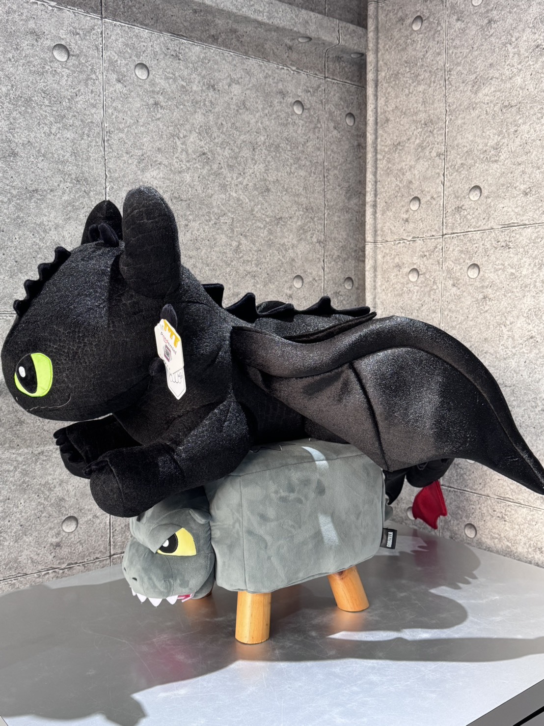 馴龍高手 環球影城 無牙 夜煞 聯名款 巨型毛絨公仔 娃娃 100cm