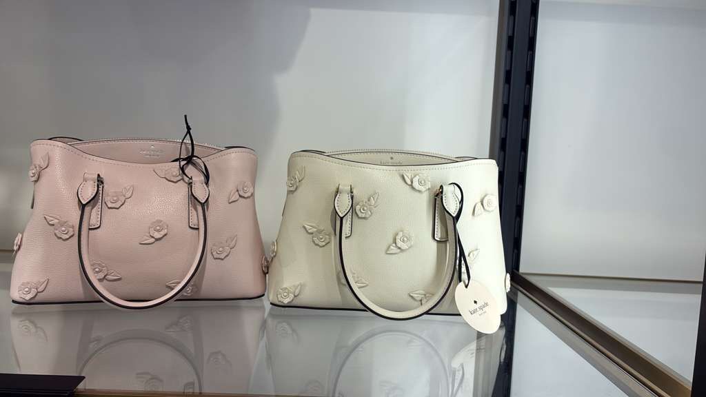 VN013 Kate spade 淨色立體花花手挽包 25X19CM