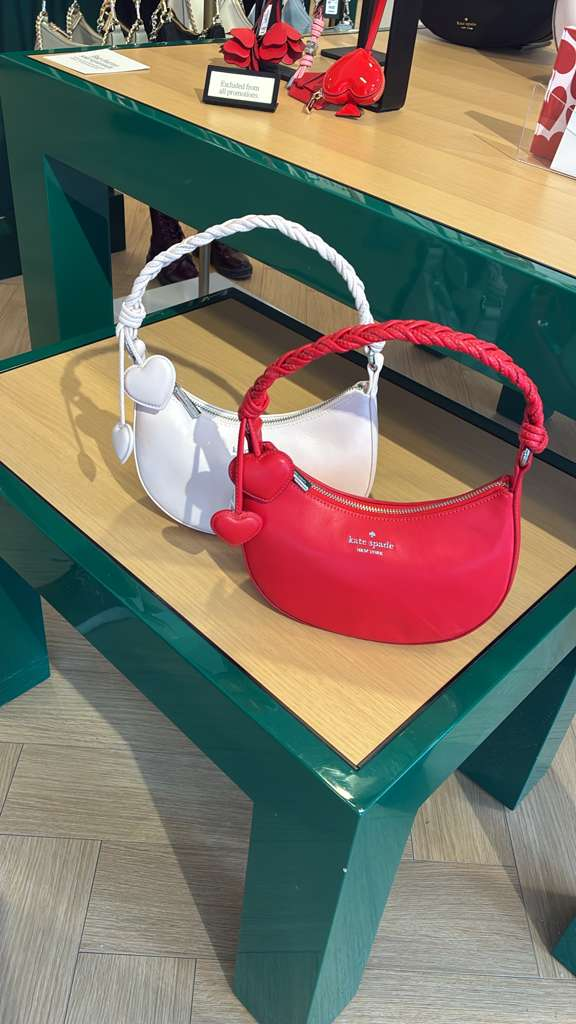 VN021 Kate spade 編織帶半月包連小心心配飾 25.5X12CM