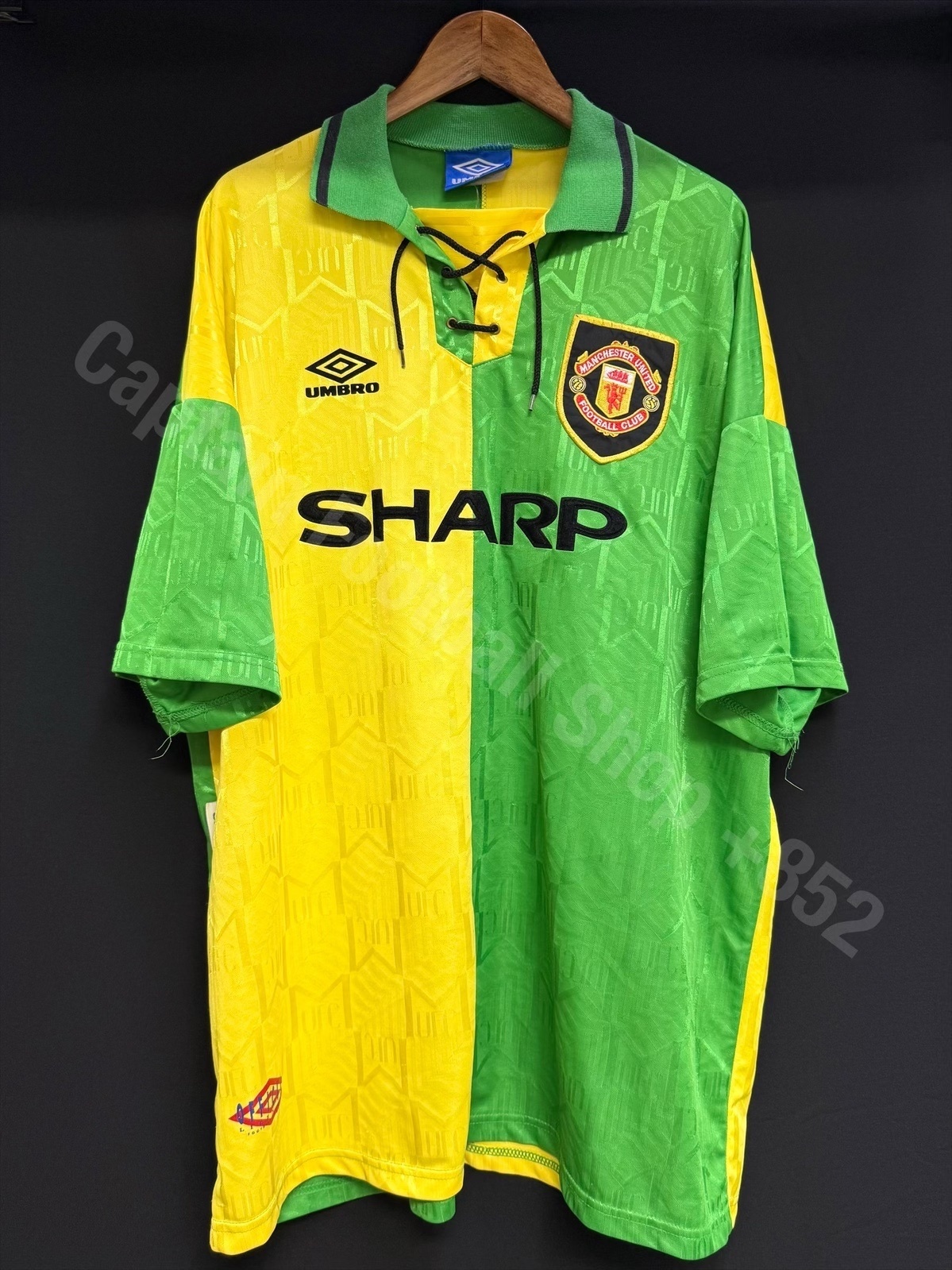 Manchester United 1992-1993 Umbro Third Shirt