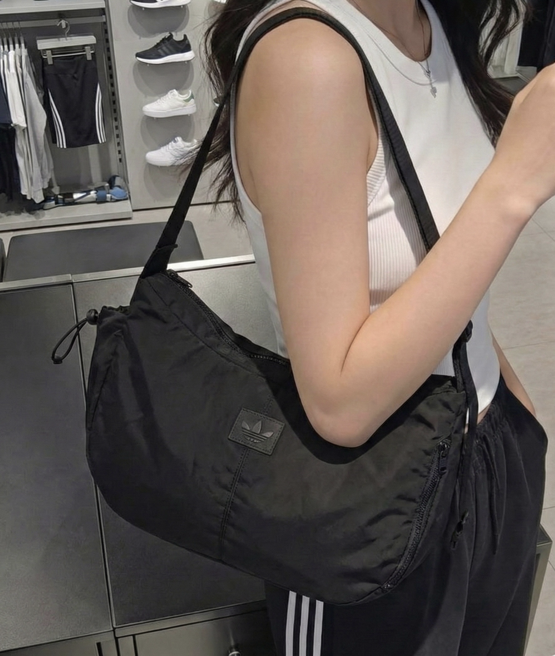 【預購】Adidas  K0204804 Crescent bag