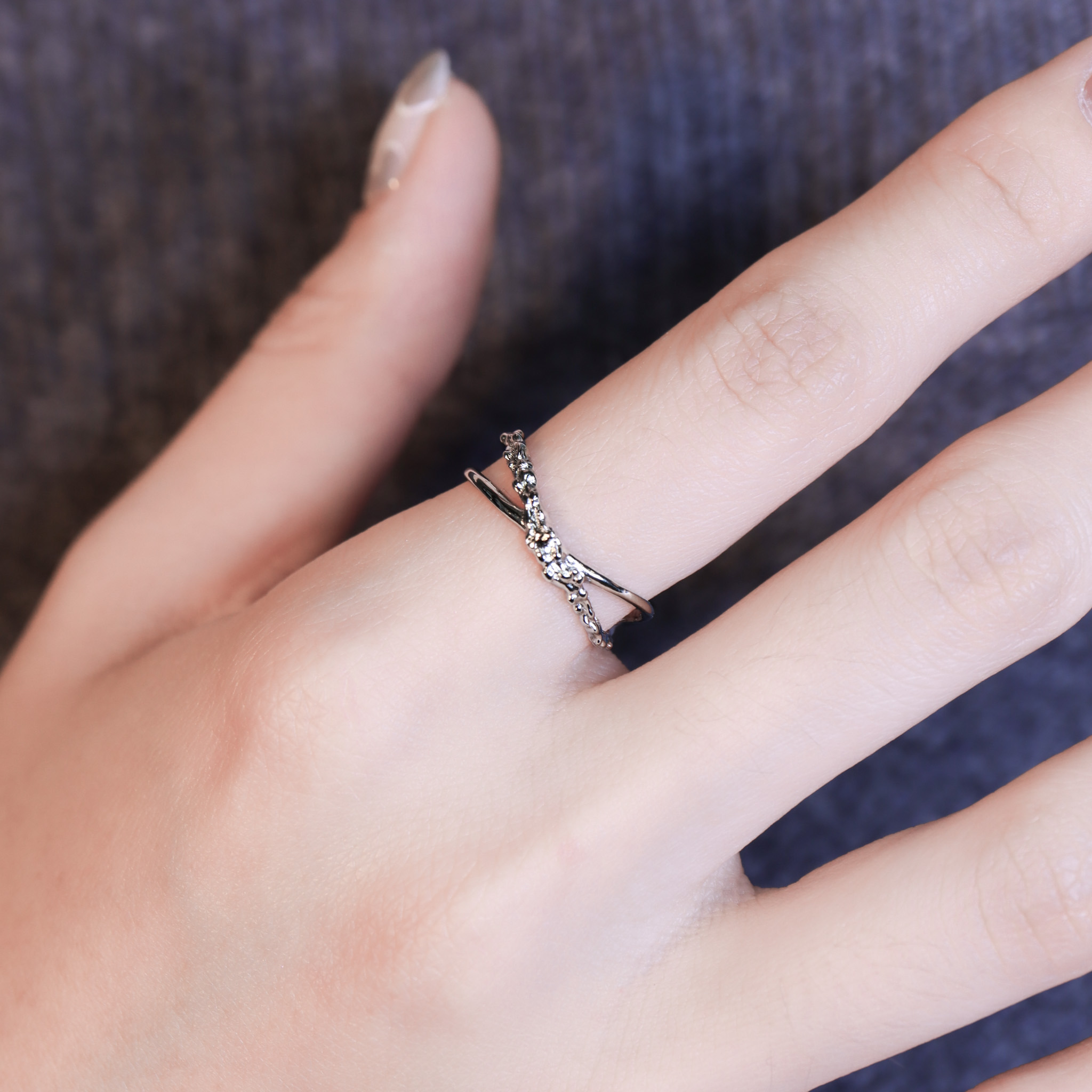 | 925純銀・白金 | 熔岩邂逅戒指 | RI1039 |