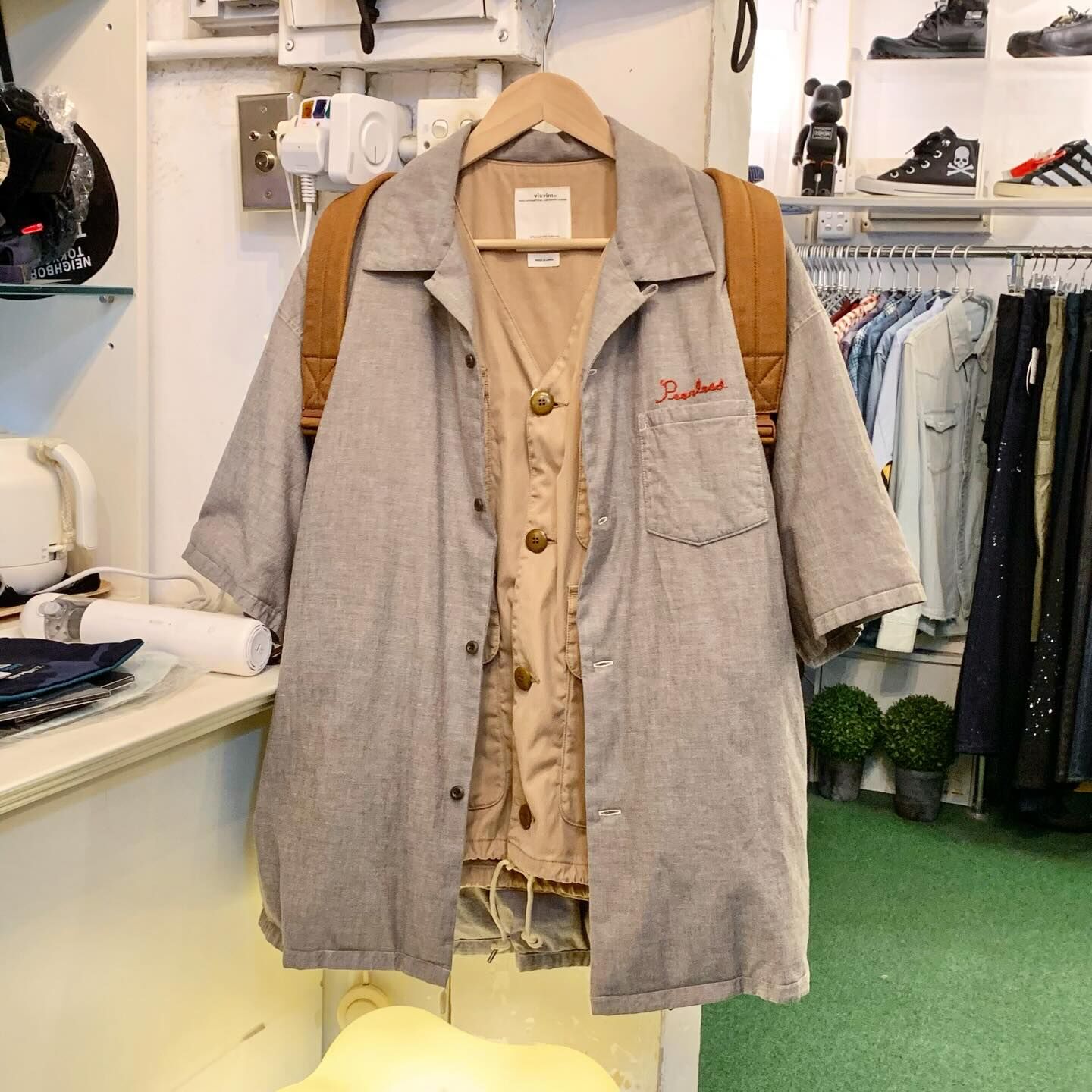 LAST SALE: VISVIM WALLIS DOWN SHIRT S/S - BROWN SIZE 4 IN STOCK NOW (現貨發售中)